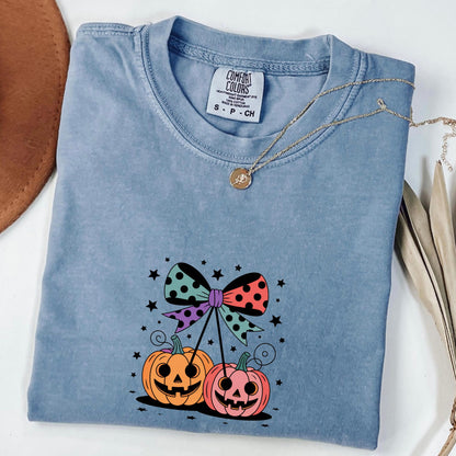Pumpkin Jack O' Lantern Bow Tee: Retro Halloween Comfort Colors Shirt