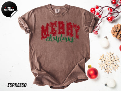 Comfort Colors Retro Christmas Shirt: Oversized Holiday Tee