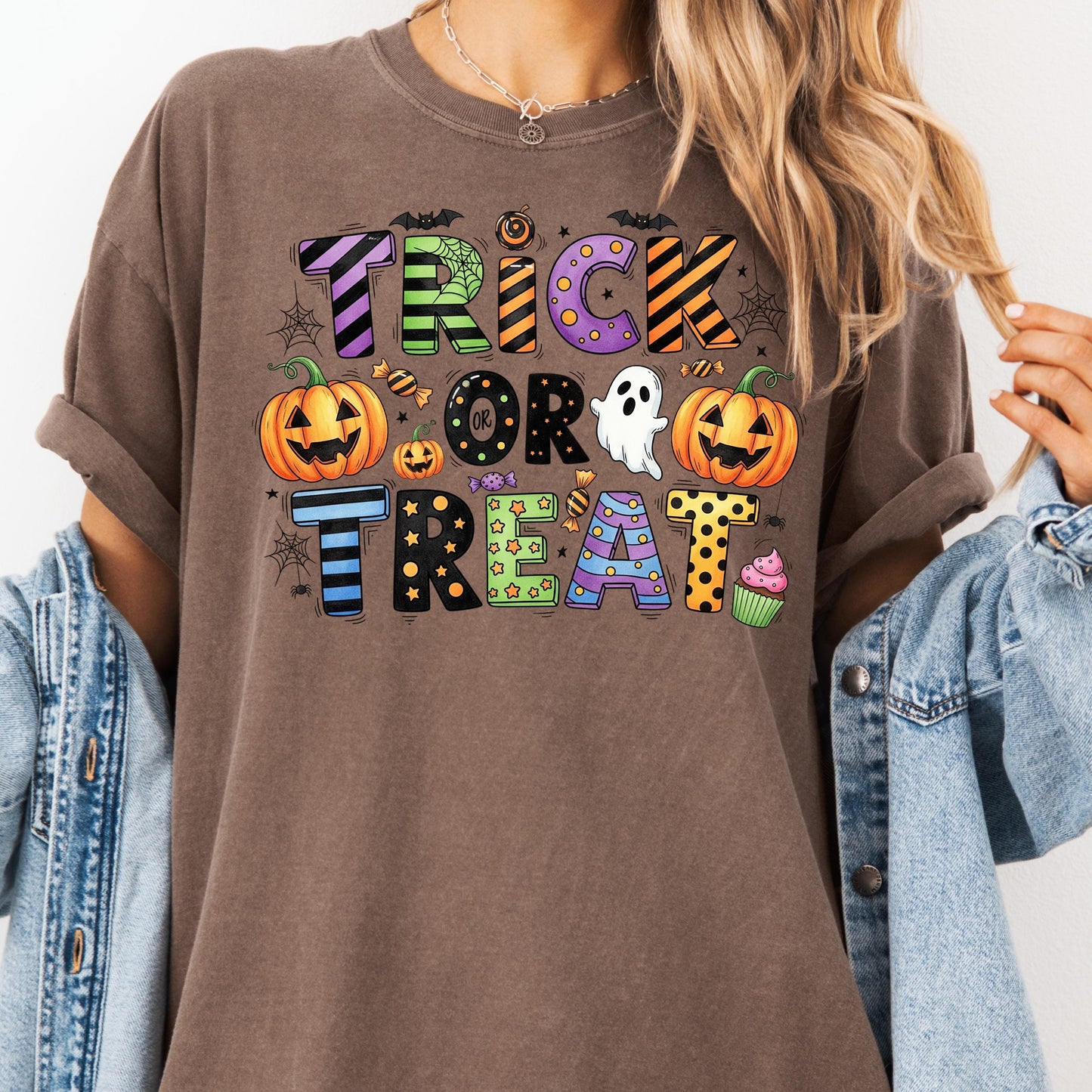 Trick or Treat Halloween Shirt, Cute Ghost Pumpkin T-Shirt, Spooky Season Candy Tee, Funny Halloween Party Top, Fall Graphic Tee