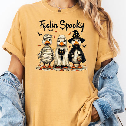 Feelin Spooky Duck Shirt – Funny Halloween Ducks Graphic Tee, Cute Spooky Season T-Shirt for Fall