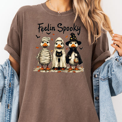 Feelin Spooky Duck Shirt – Funny Halloween Ducks Graphic Tee, Cute Spooky Season T-Shirt for Fall