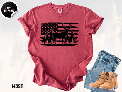 Patriotic Deer USA Flag T-Shirt: Vintage Hunting Graphic Tee