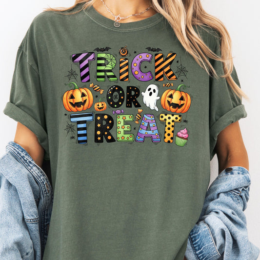 Trick or Treat Halloween Shirt, Cute Ghost Pumpkin T-Shirt, Spooky Season Candy Tee, Funny Halloween Party Top, Fall Graphic Tee