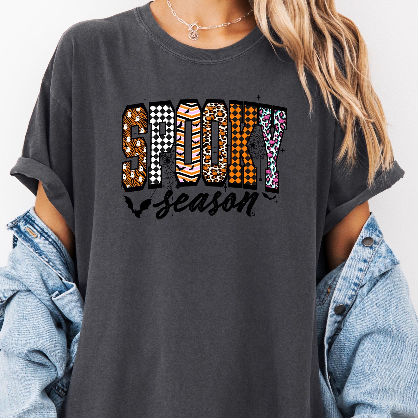 Comfort Colors Gothic Halloween T-Shirt: Spooky Lace Tee