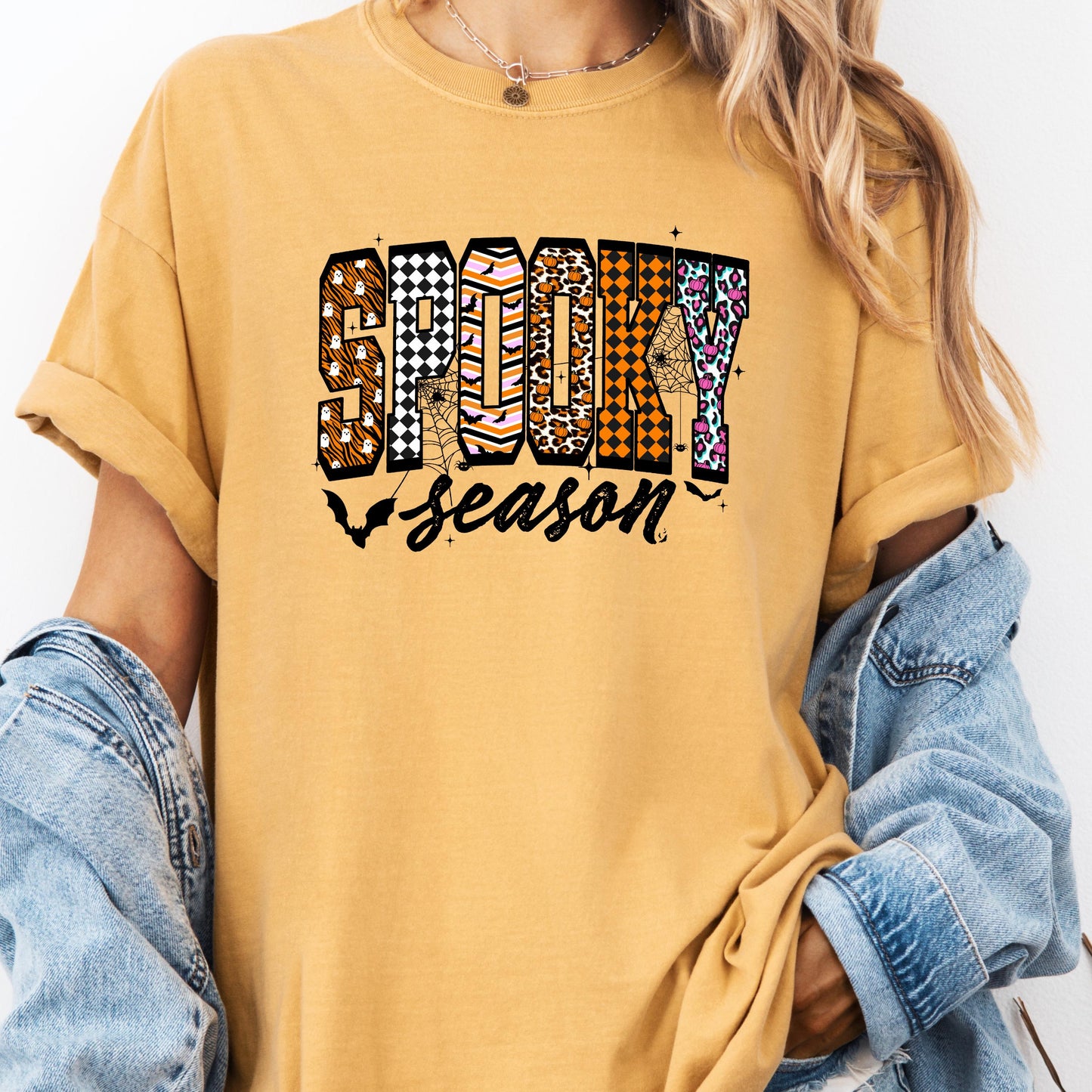 Comfort Colors Gothic Halloween T-Shirt: Spooky Lace Tee